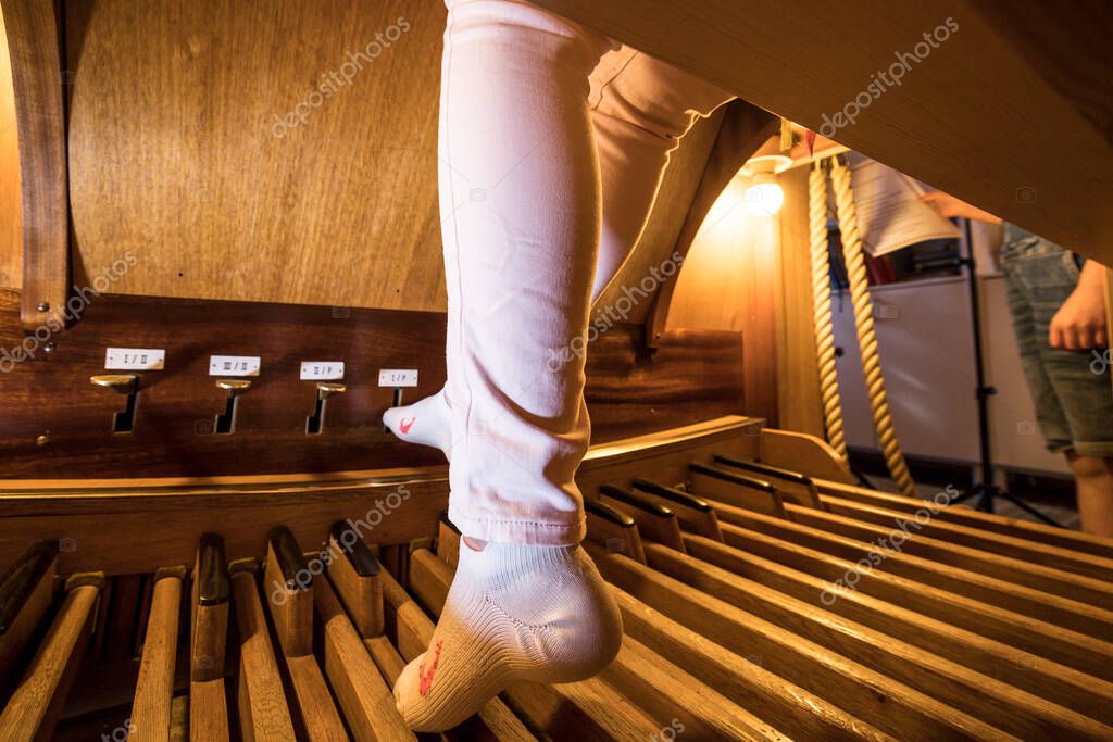 Organiste ou pianiste accompagnant